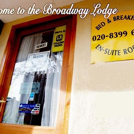 Broadway Lodge Bed And Breakfast Surbiton Buitenkant foto